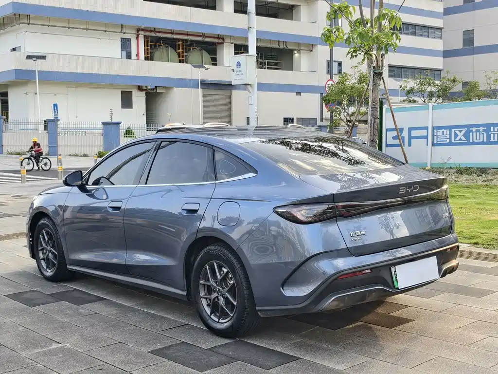BYD Seal 06 2025 — фото 18