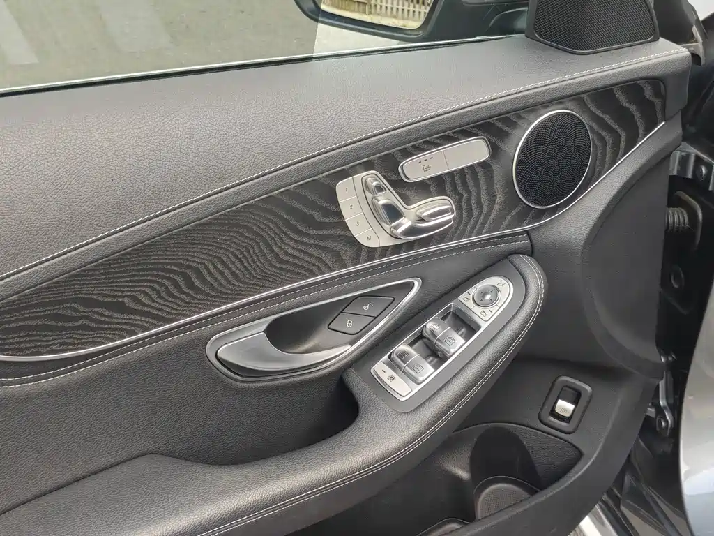 Mercedes-Benz C-Class 2020 — фото 12