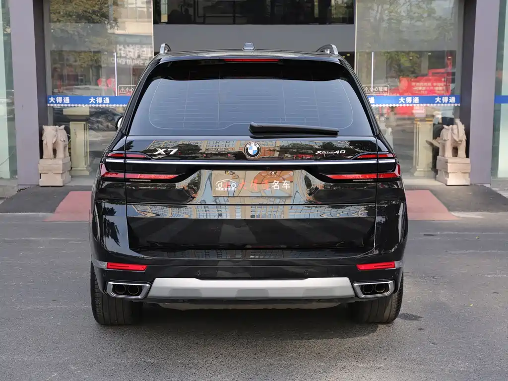 BMW X7 2024 — фото 17