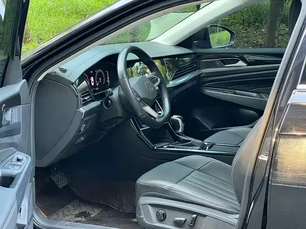 Volkswagen Passat 2021