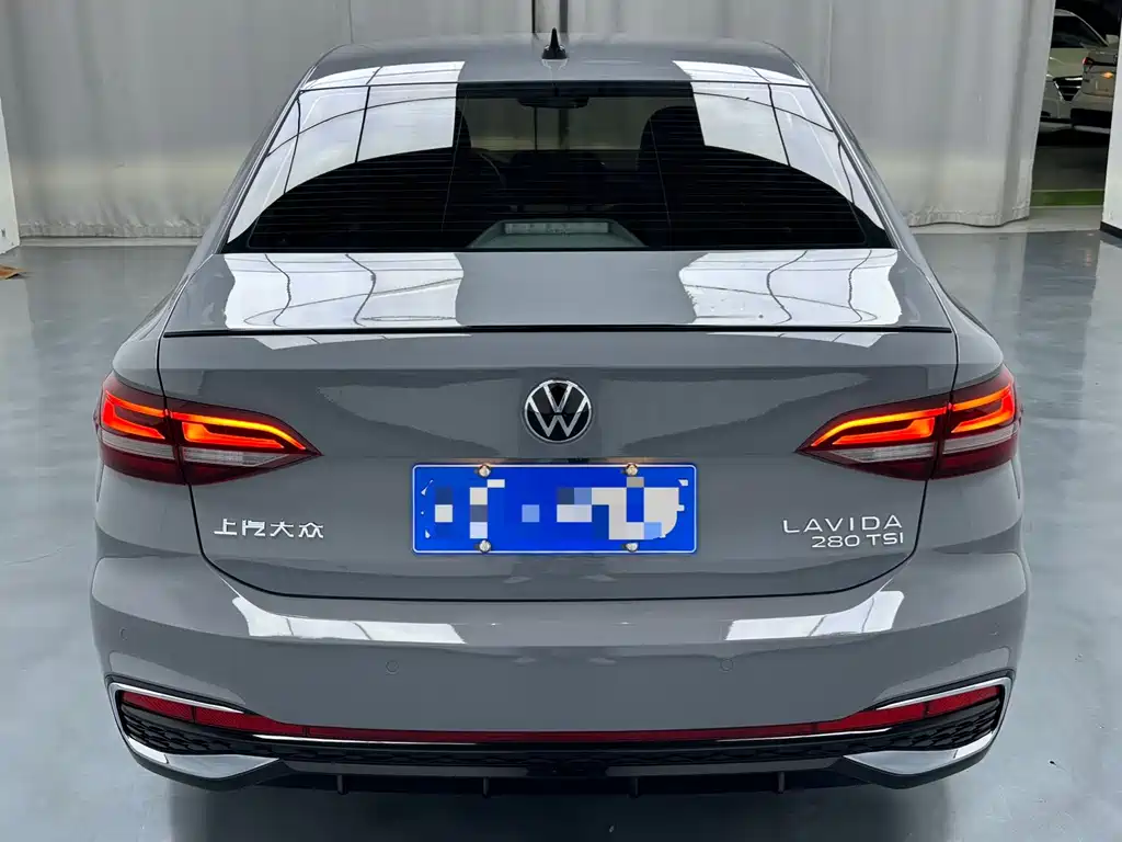Volkswagen Lavida 2022 — фото 12
