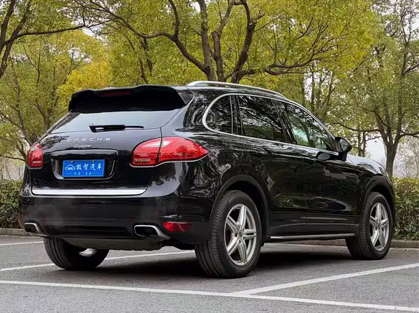 Porsche Cayenne 2011