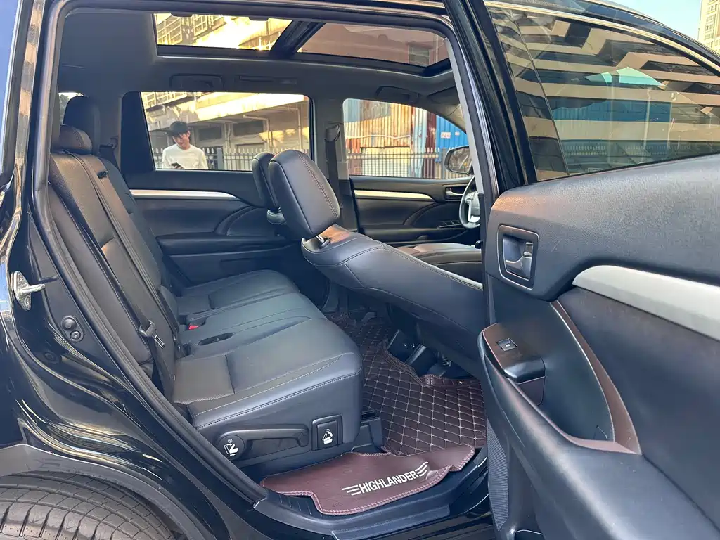 Toyota Highlander 2019 — фото 16