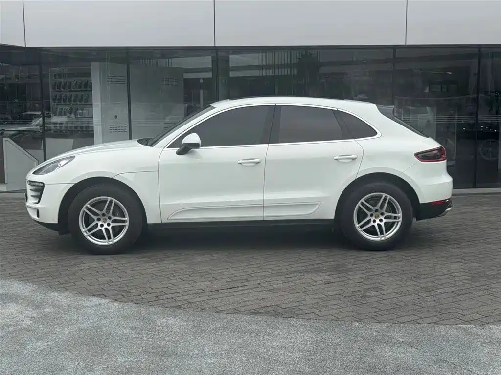 Porsche Macan 2017 — фото 2