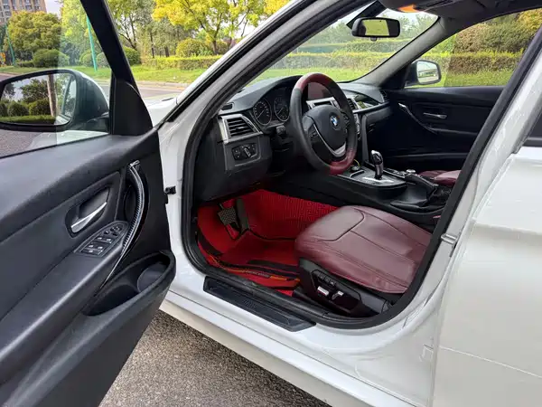 BMW 3 Series 2016