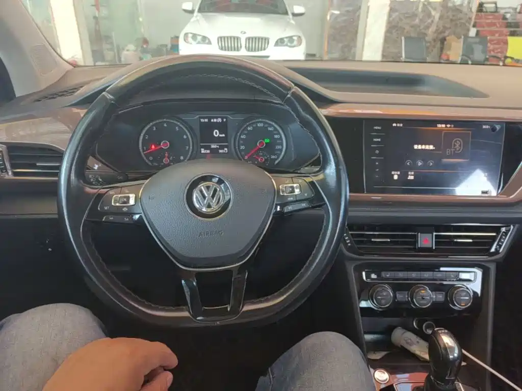 Volkswagen Tharu 2019 — фото 10