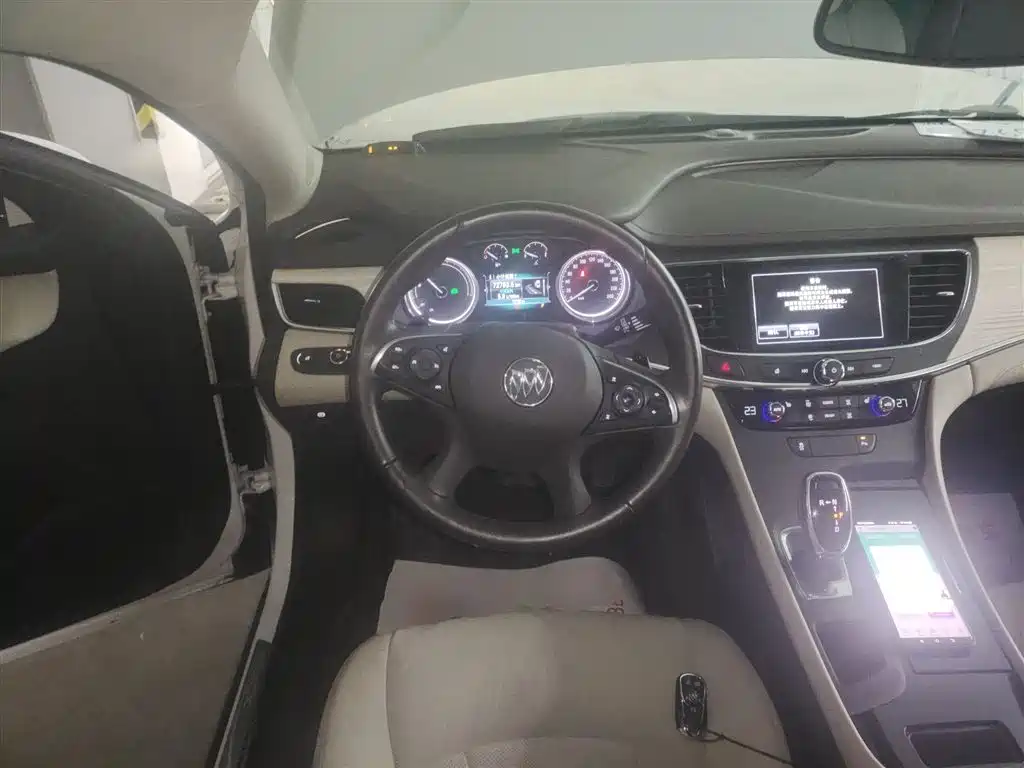 Buick LaCrosse 2019 — фото 11