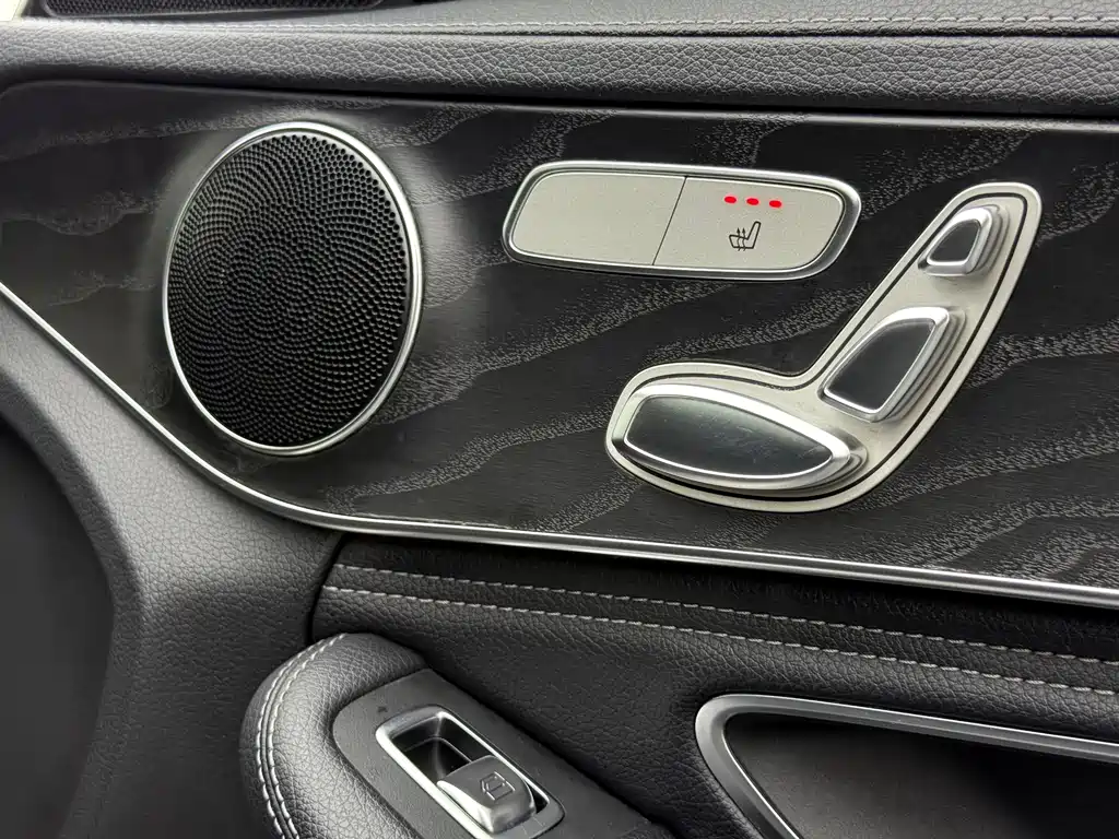 Mercedes-Benz C-Class 2020 — фото 9