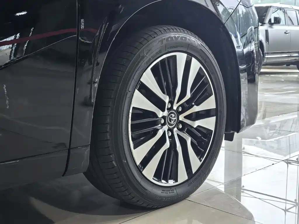 Toyota Alphard 2019 — фото 20