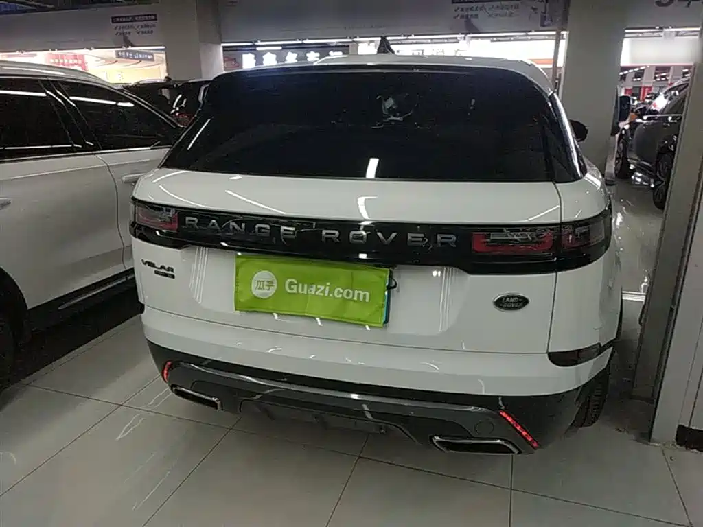Land Rover Velar 2019 — фото 6
