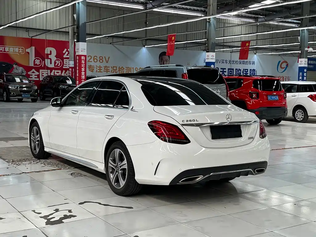 Mercedes-Benz C-Class 2019 — фото 14