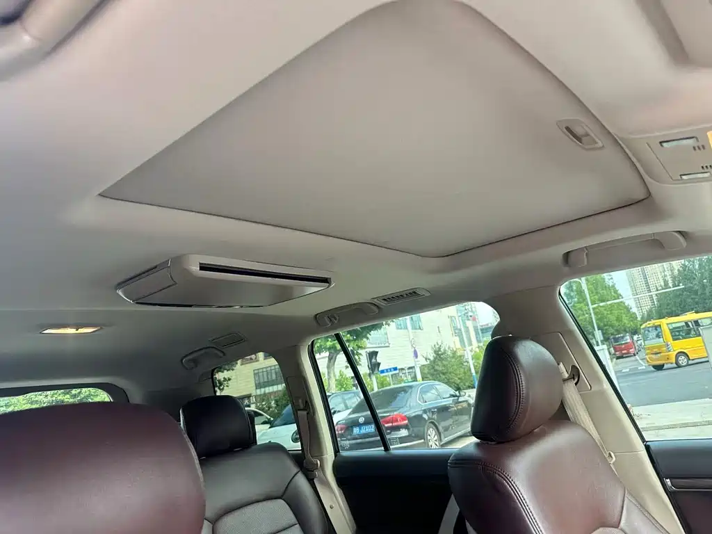 Toyota Land Cruiser 2019 — фото 11