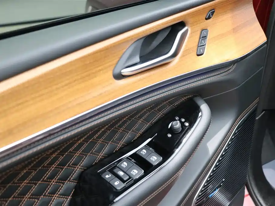 Jeep Grand Cherokee 4xe 2023 — фото 11
