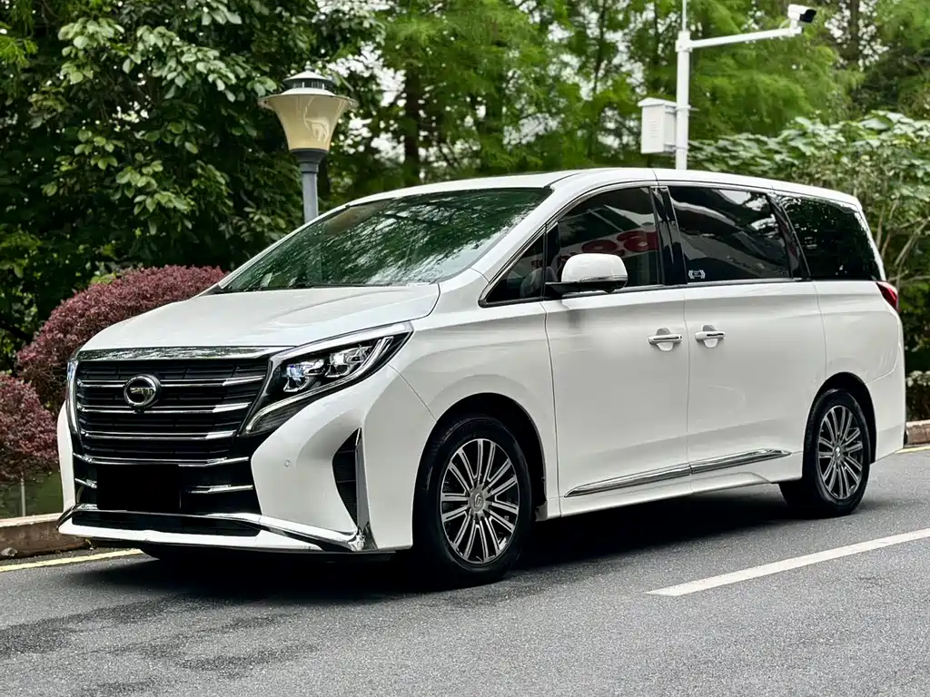 GAC Motor Trumpchi M8 2022 — фото 1