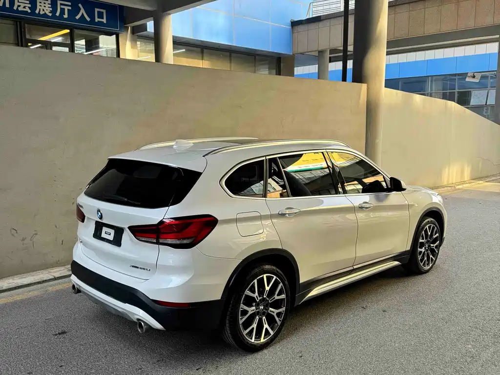 BMW X1 2021