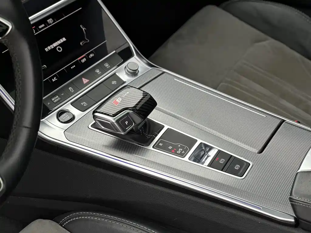 Audi A6L 2021 — фото 14