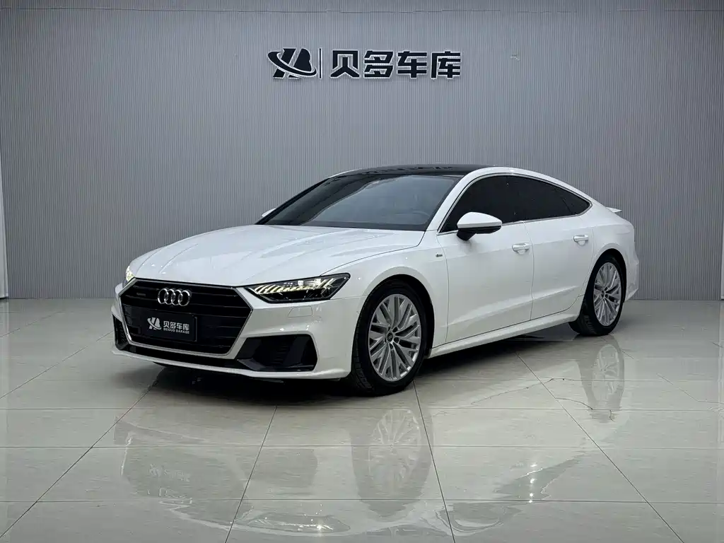 Audi A7 2021 — фото 1