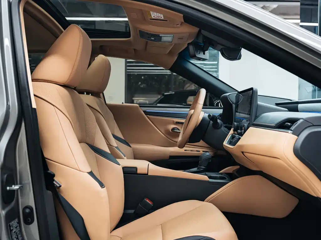 Lexus ES 2025 — фото 11