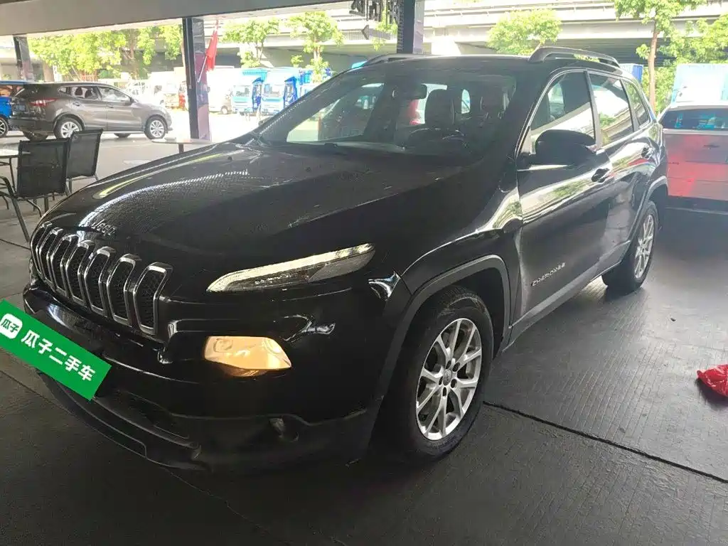 Jeep Cherokee 2016 — фото 2