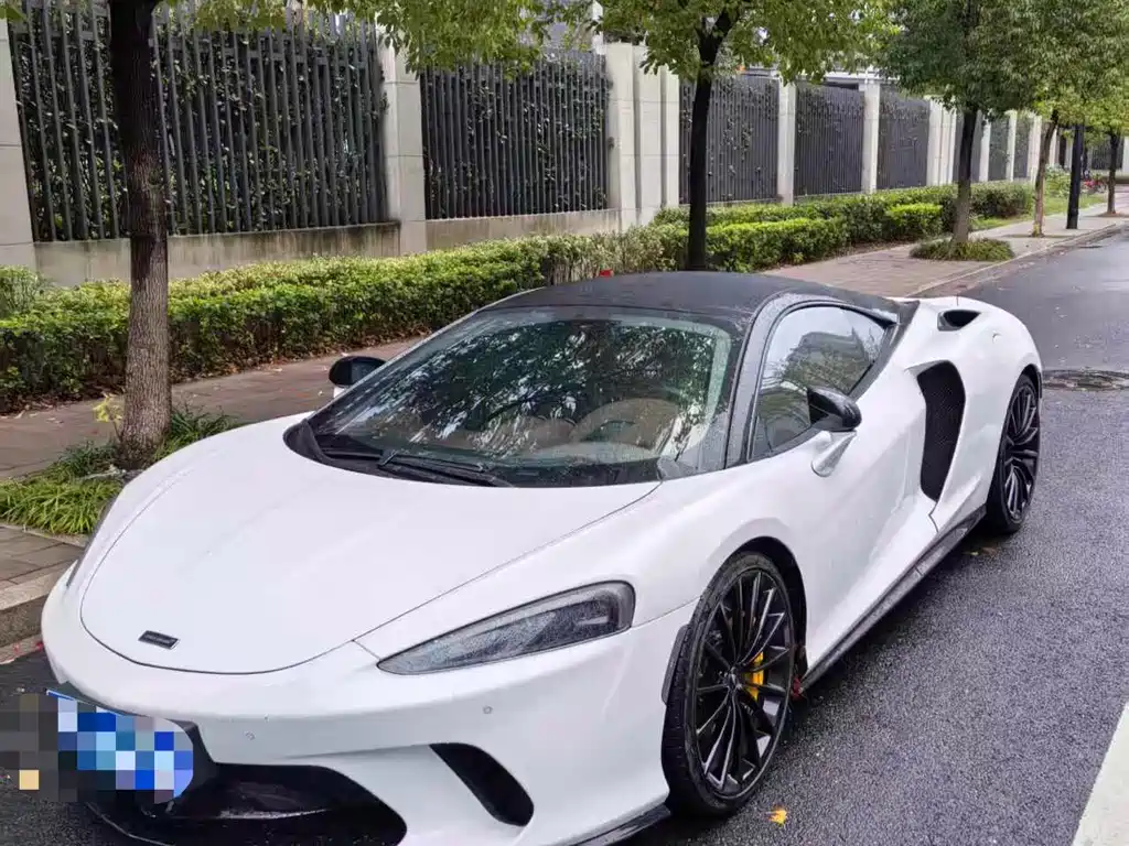 McLaren GT 2023