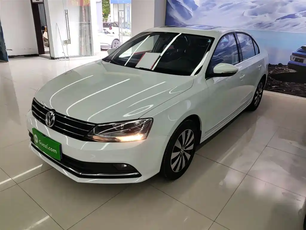 Volkswagen Sagitar 2017 — фото 1