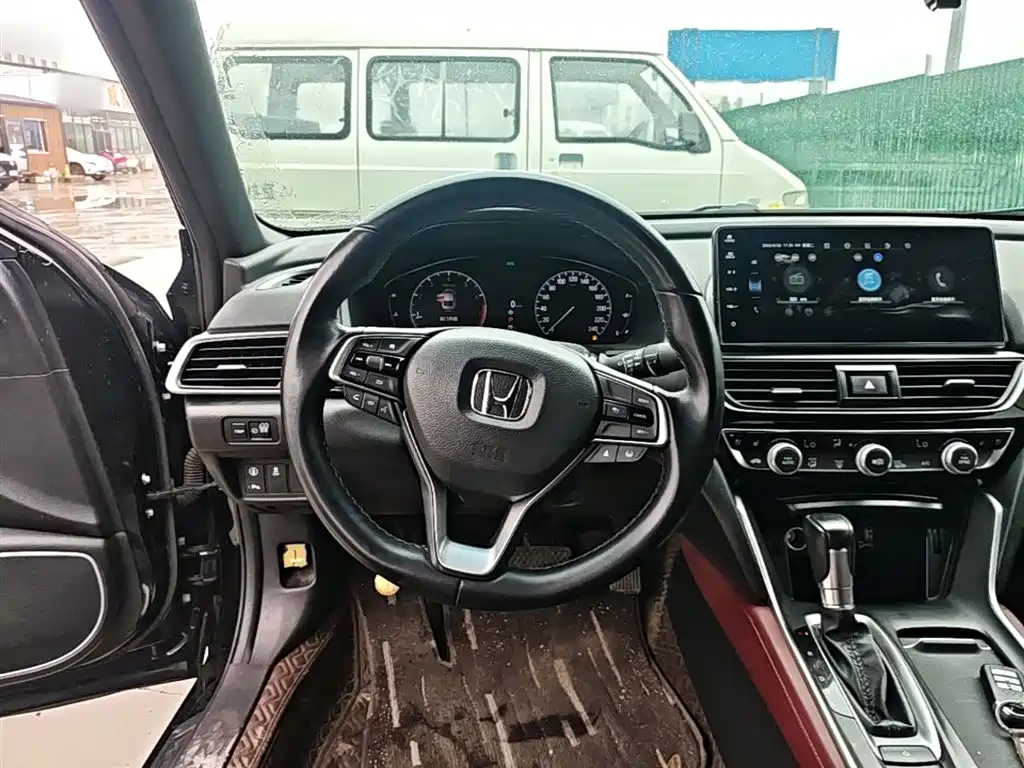 Honda Inspire 2023 — фото 11