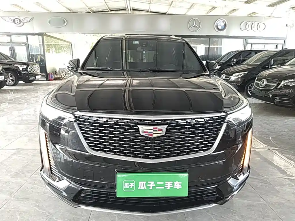 Cadillac XT6 2022 — фото 3