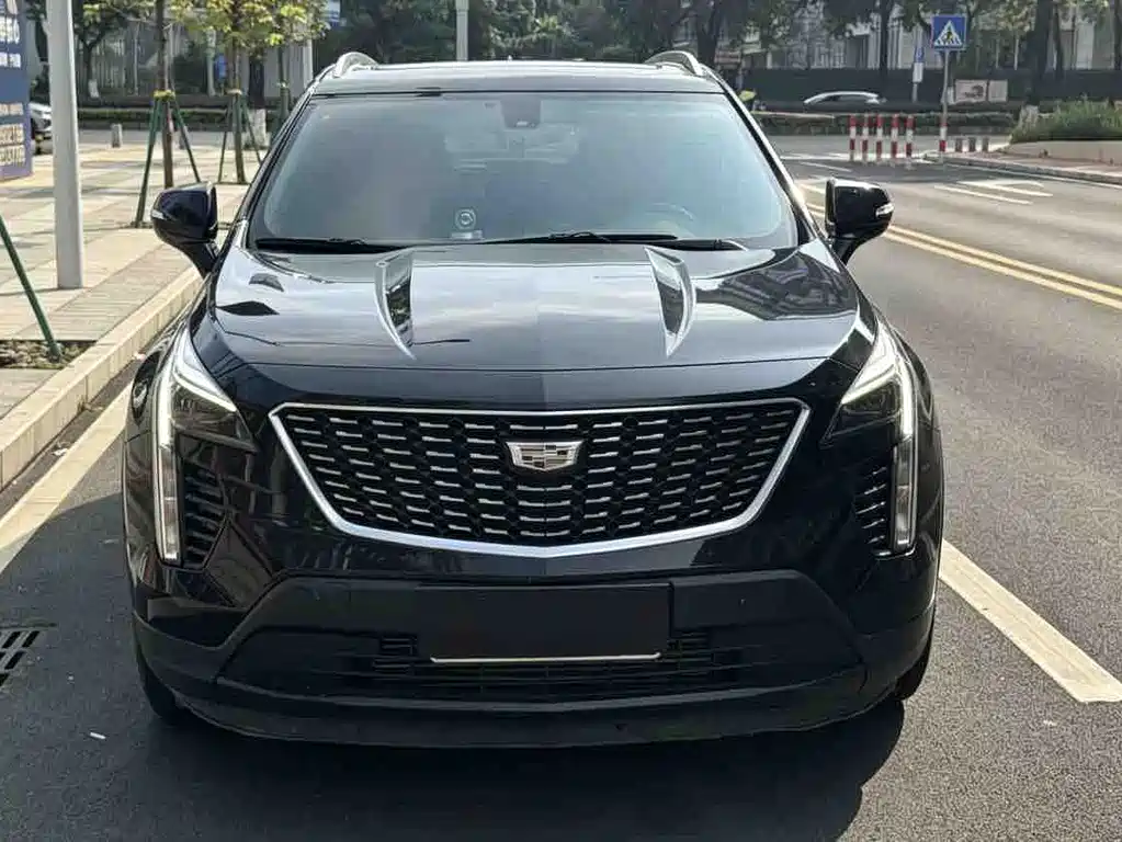 Cadillac XT4 2022 — фото 2