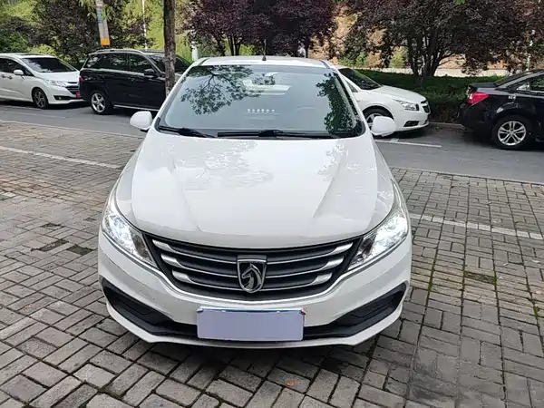 Baojun 310 2017