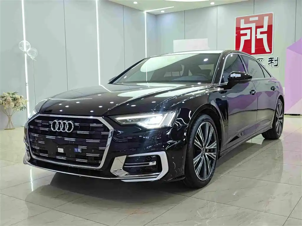 Audi A6L 2022