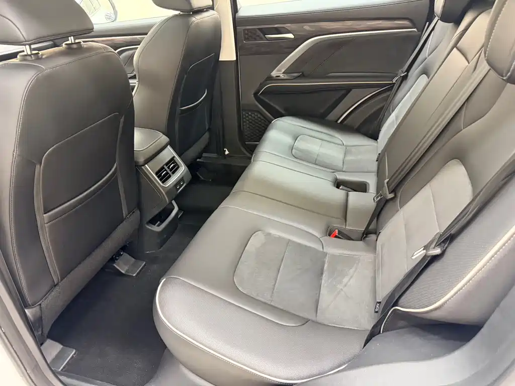 Haval H6 2023 — фото 15