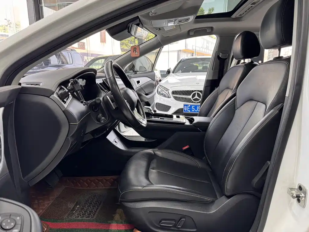 Roewe i6 MAX 2021 — фото 10