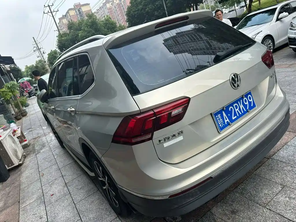 Volkswagen Tiguan L 2017