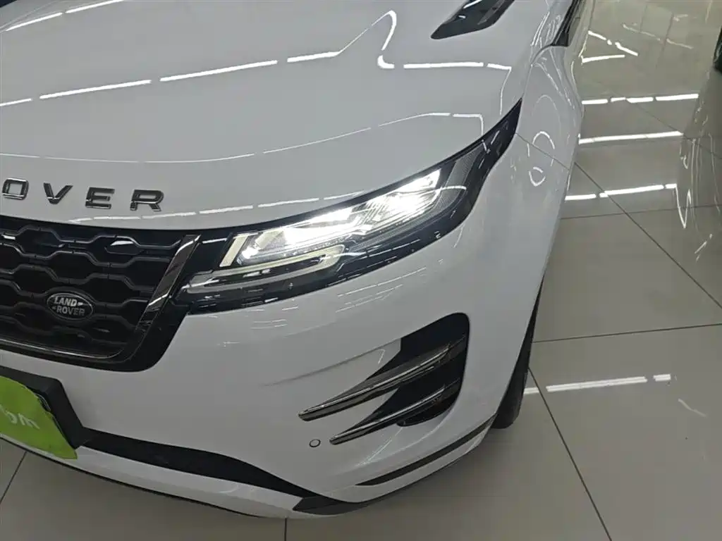 Land Rover Evoque 2021 — фото 24
