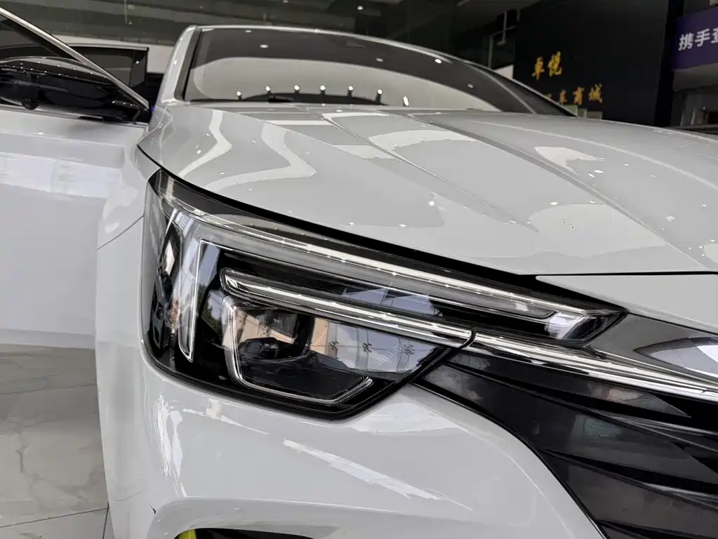 Roewe i6 MAX 2021 — фото 29