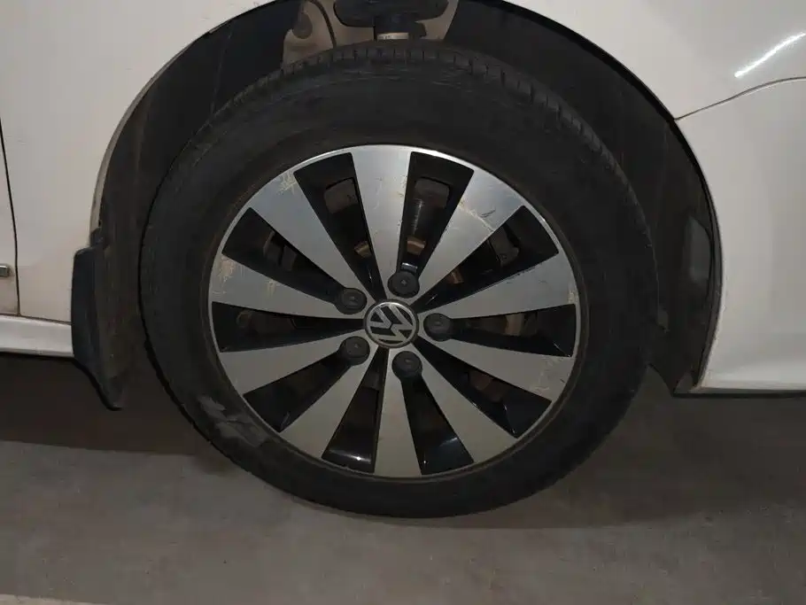 Volkswagen Sagitar 2017