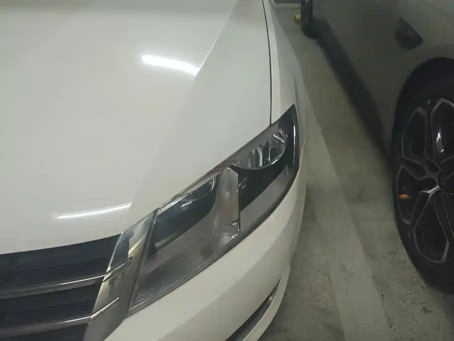 Volkswagen Gran Lavida 2015