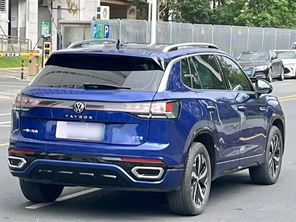 Volkswagen GTE PHEV 2023 — фото 14