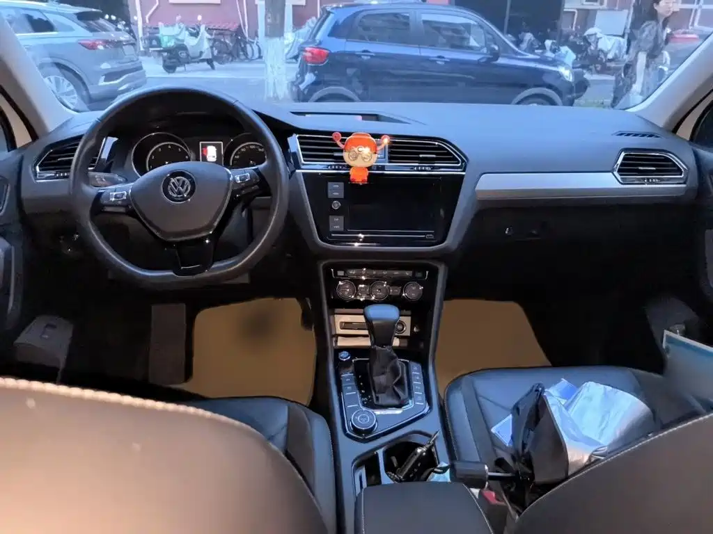 Volkswagen Tiguan L 2019 — фото 13