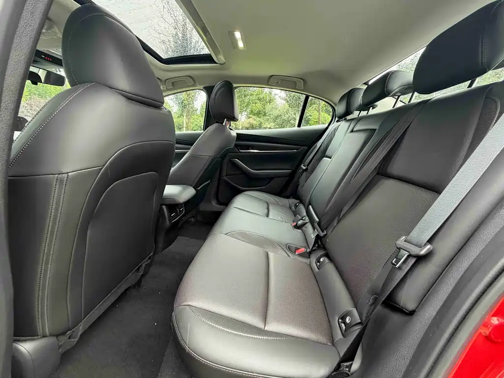 Mazda 3 Axela 2026