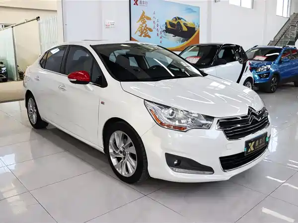Citroën C4L 2013