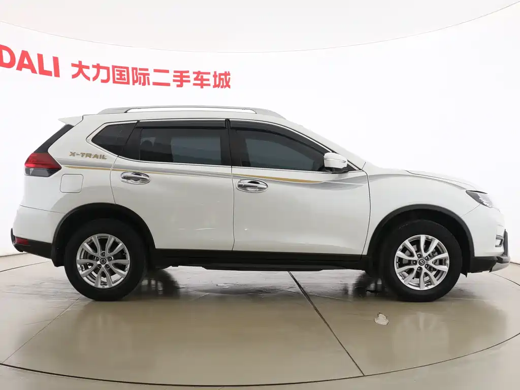Nissan X-Trail 2020 — фото 8