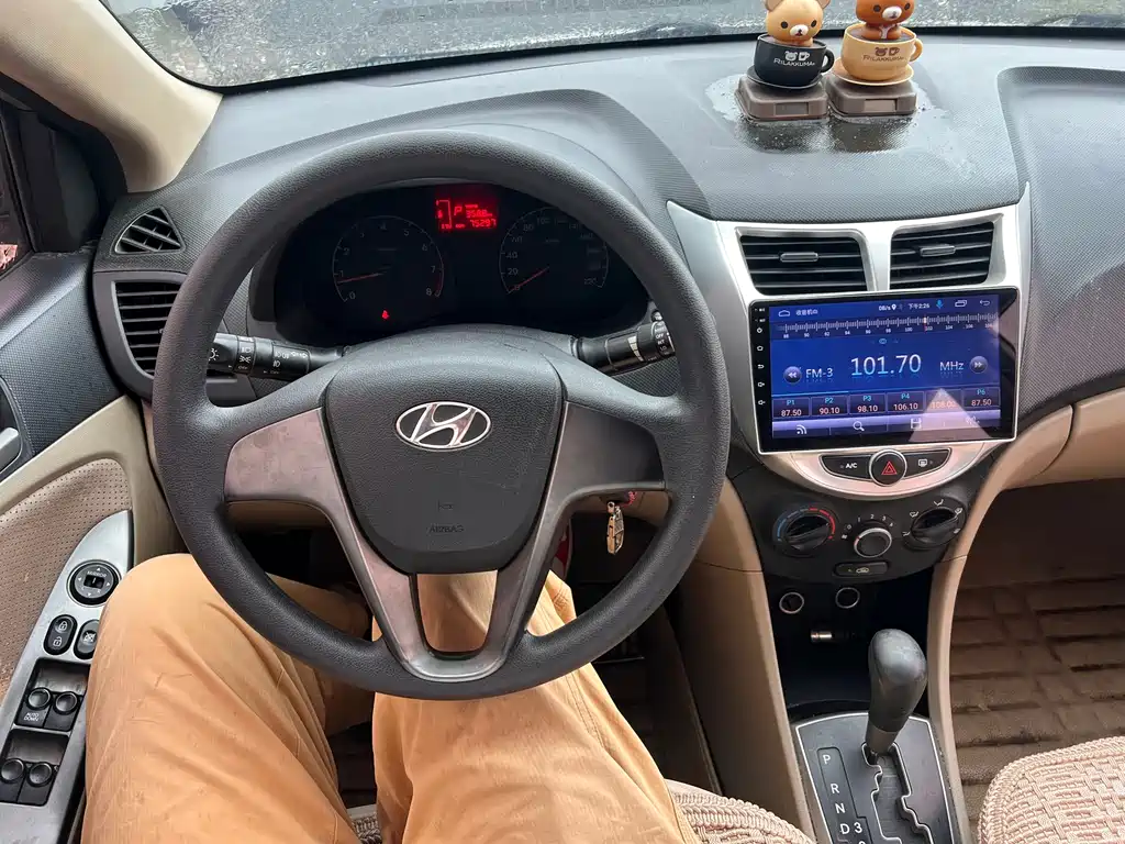 Hyundai Verna 2014 — фото 12