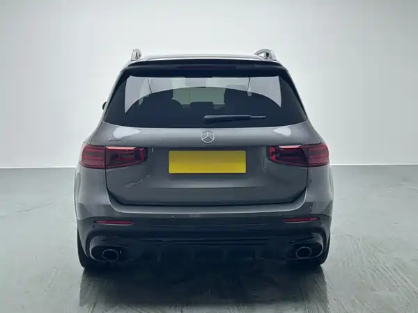 Mercedes-Benz GLB AMG 2025