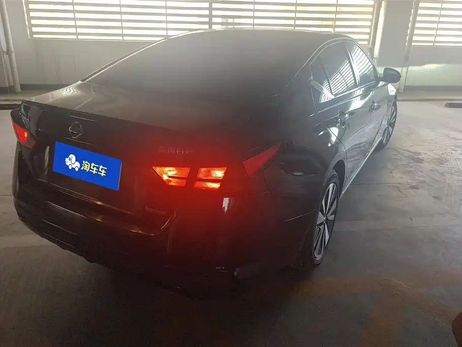 Nissan Teana 2020