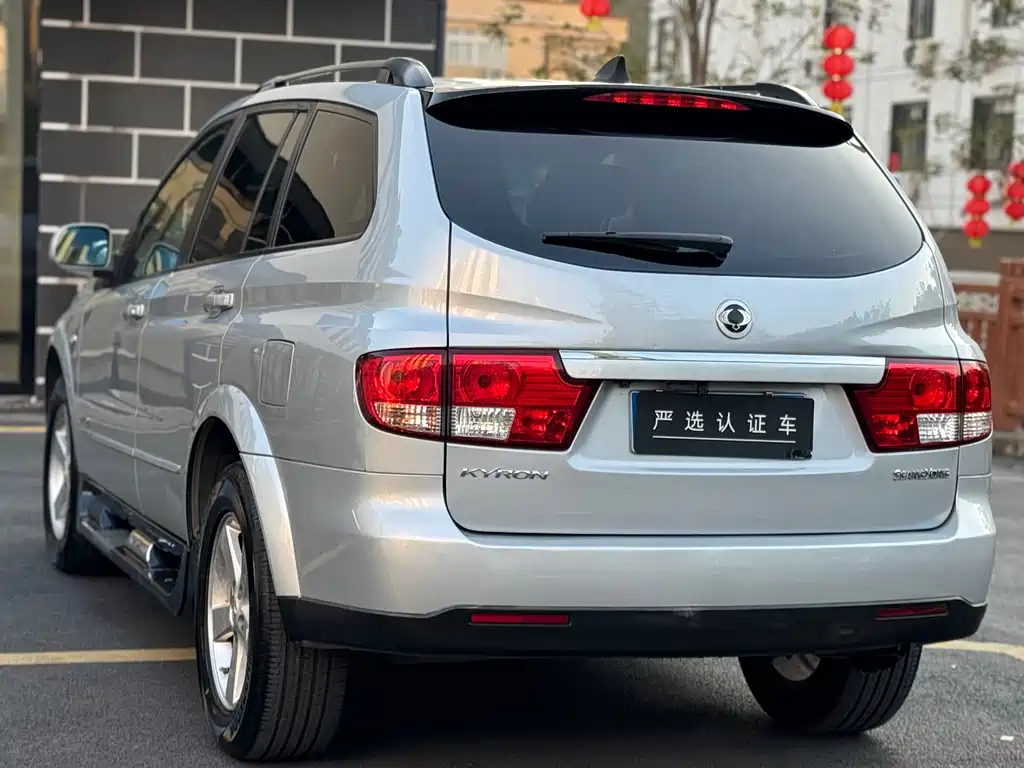 SsangYong Xiangyu 2012 — фото 4