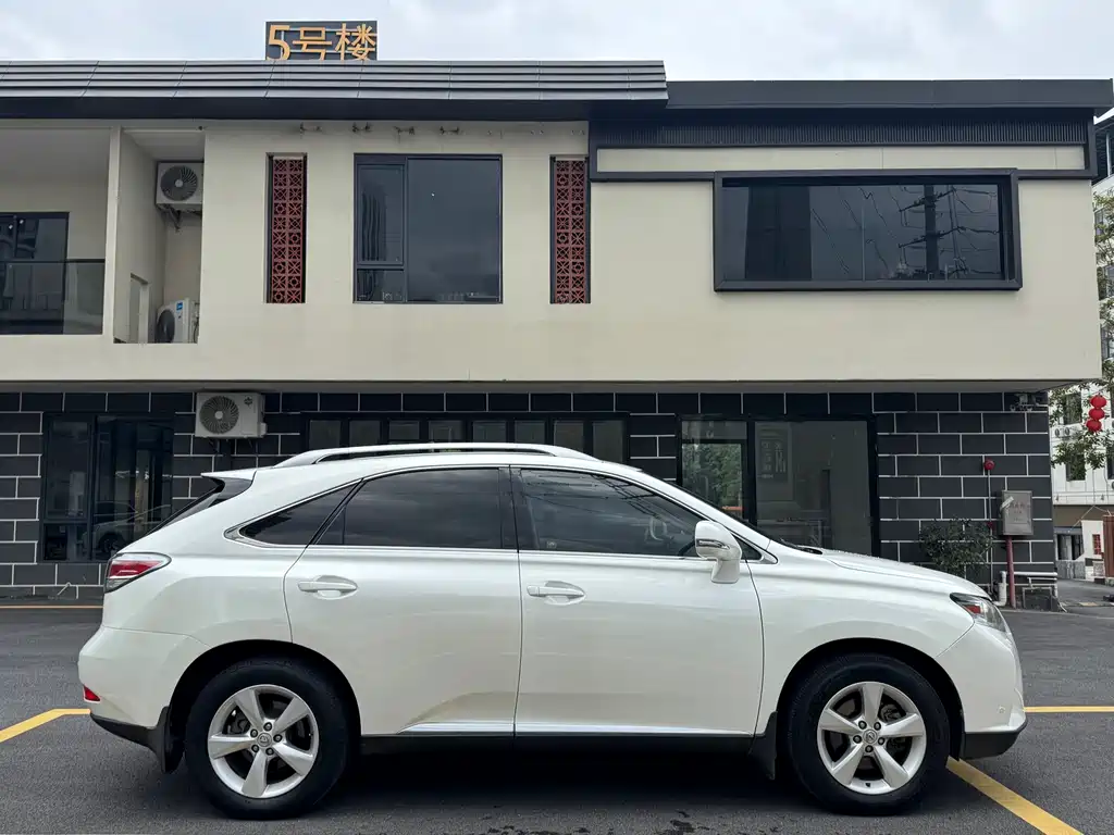 Lexus RX Classic 2012 — фото 7