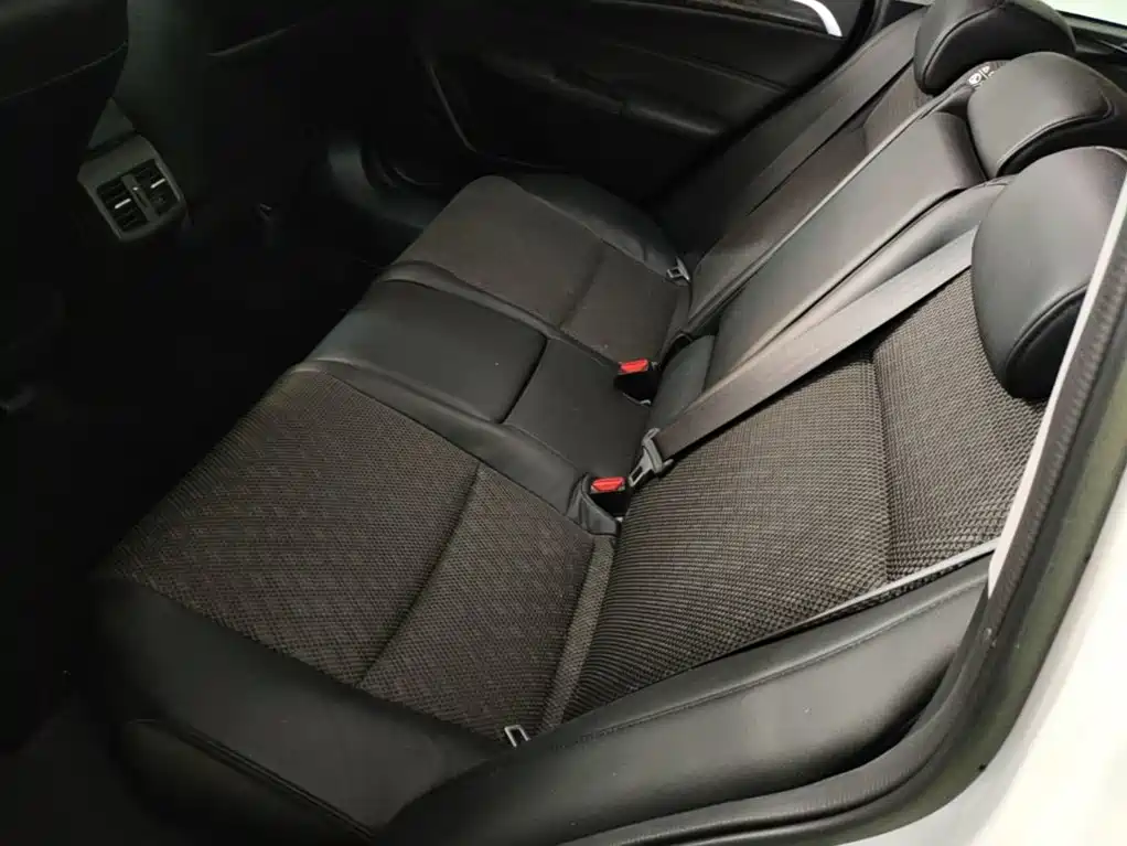 Honda Jade 2020 — фото 17