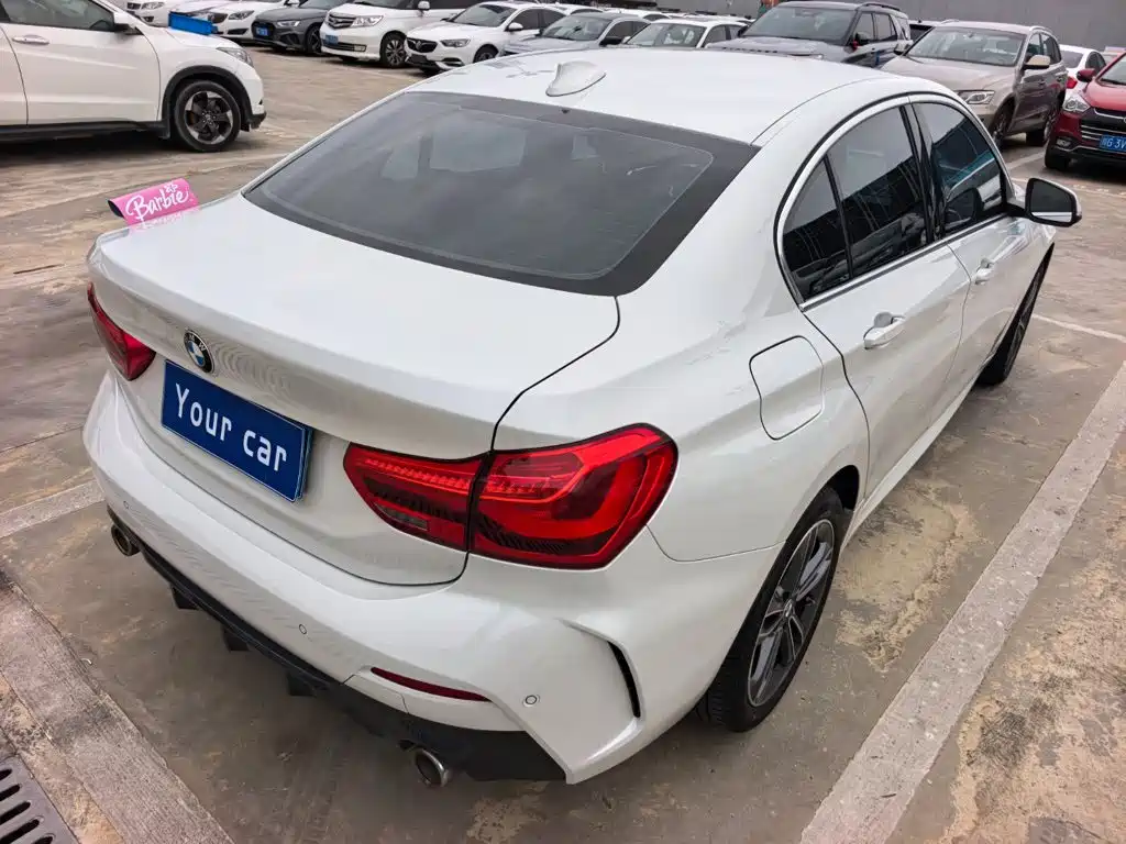 BMW 1 Series 2021
