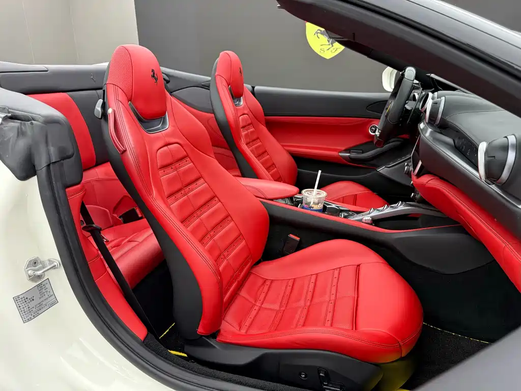 Ferrari Portofino 2018 — фото 10